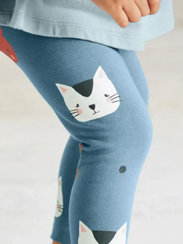 Little Maven Kid Girls 2pcs Cute Cat Print Cotton Sweatshirt and Pants Set 5 Little Maven Kid Girls 2pcs Cute Cat Print Cotton Sweatshirt and Pants Set - Image 5
