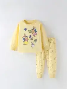 Little Maven Rabbit Print Cotton Pajama Set for Girls