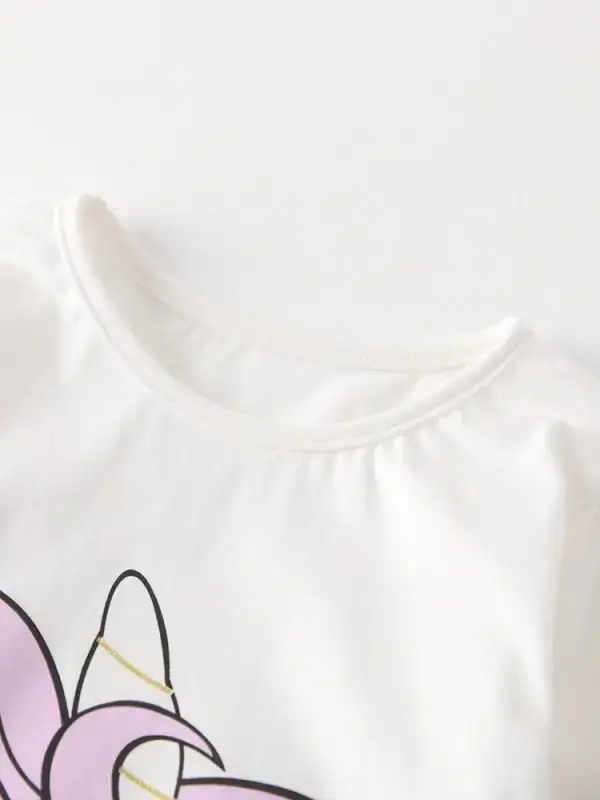 Little Maven Kid Girls White Unicorn Print Cotton Long-Sleeved Tee 3 Little Maven Kid Girls White Unicorn Print Cotton Long-Sleeved Tee - Image 3