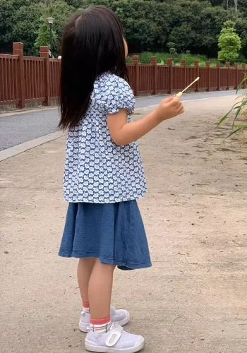 Little Maven Girls Floral Cotton Short-Sleeve T-Shirt photo review