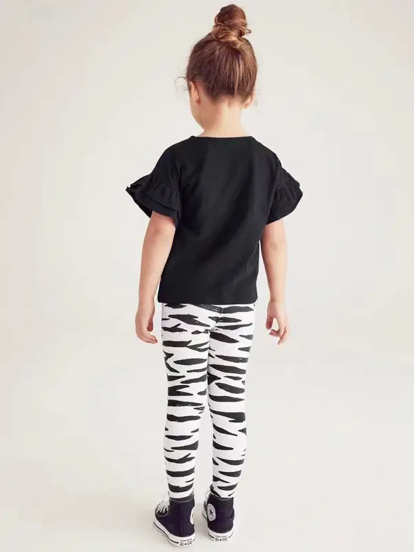 Little Maven Girls 2pcs Cotton Short-sleeved T-shirt and Black and White Striped Pants Set 2 Little Maven Girls 2pcs Cotton Short-sleeved T-shirt and Black and White Striped Pants Set - Image 2