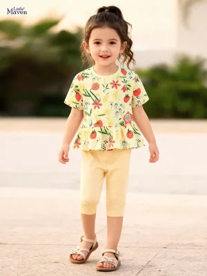 Little Maven Girls Floral Cotton T-Shirt & Capri Pants Set