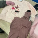 Little Maven Girls 2pcs 3D Character Print Cotton Sweatshirt and Pants Set photo review