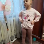 Little Maven Girls 2pcs 3D Character Print Cotton Sweatshirt and Pants Set photo review