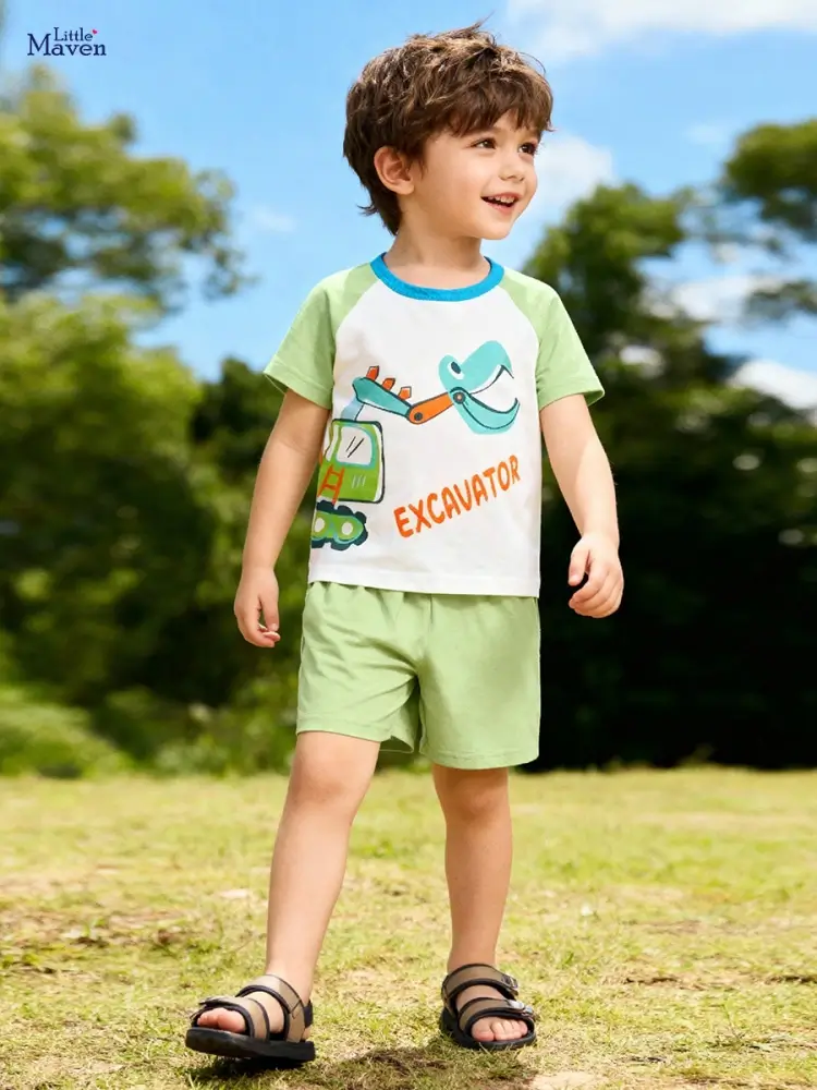 Little Maven Boys Excavator Pattern Cotton Color-Blocked Short-Sleeve Tee and Shorts Set 1 Little Maven Boys Excavator Cotton Tee & Shorts Set
